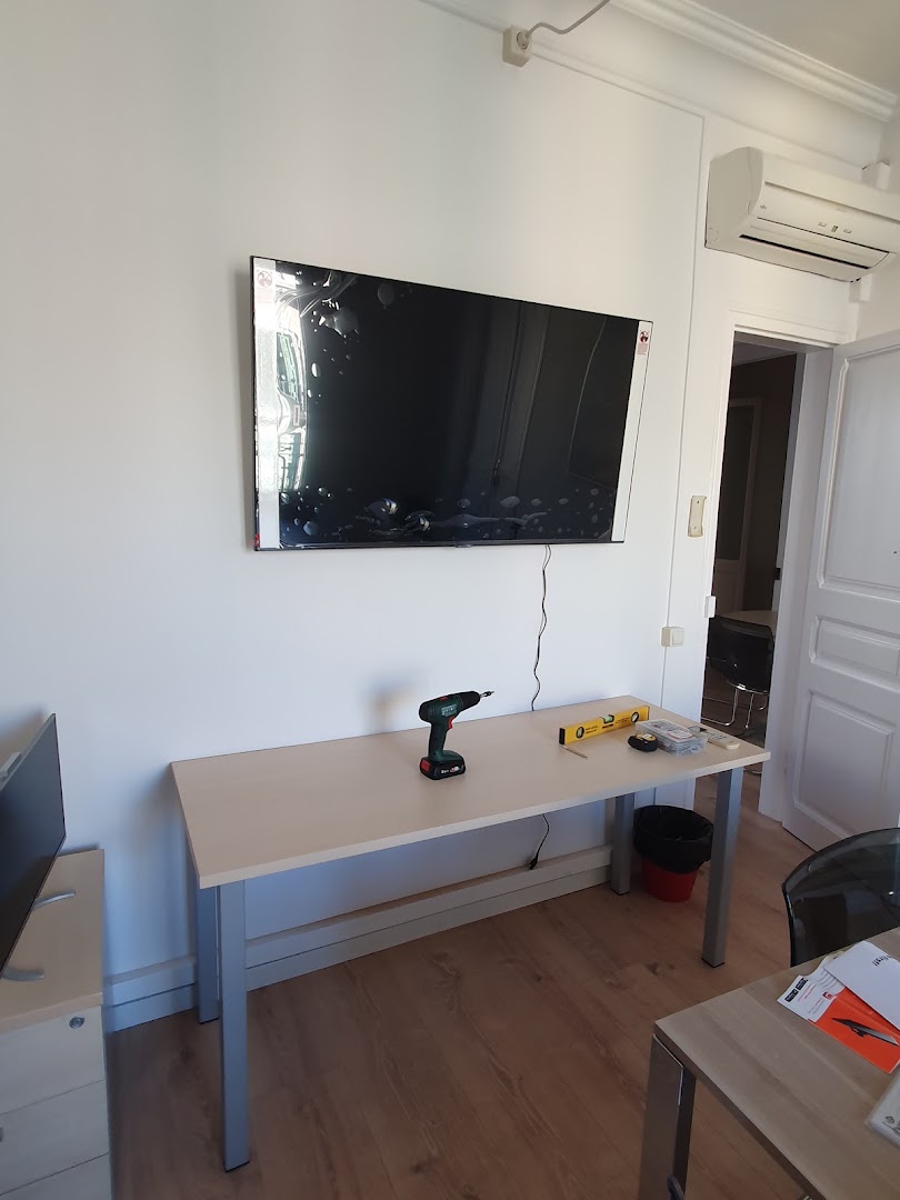 Manitas BCN Economico - Octavi 653066791 · Fotos 9